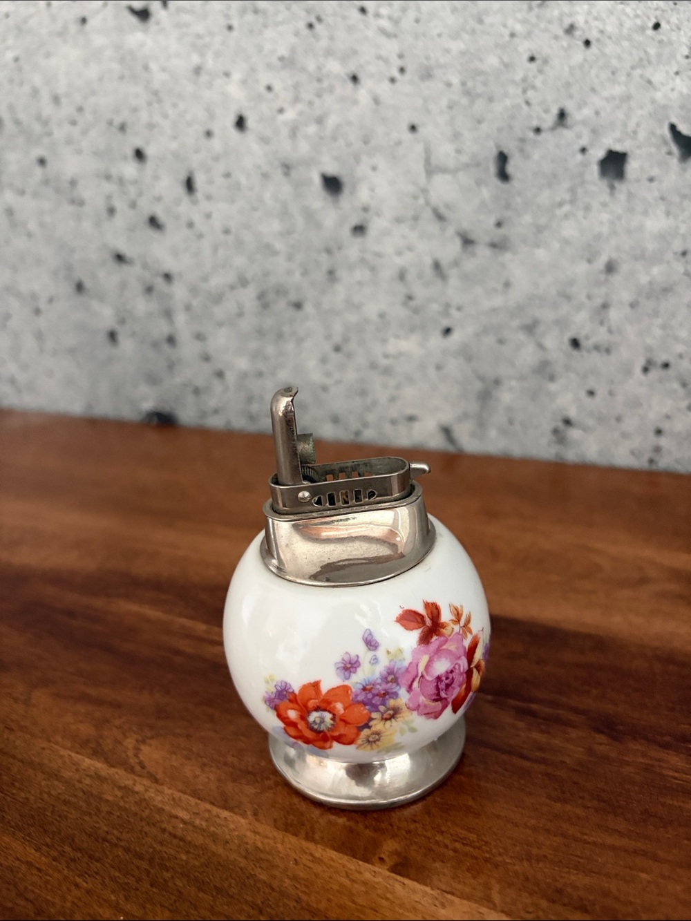Vintage White Floral Porcelain Table Lighter